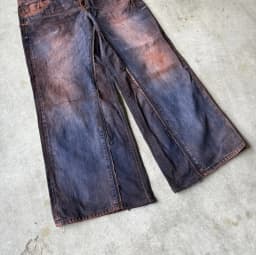 DOUBLE TAKE MUD-WASH JEANS 