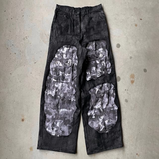CAMO BAGGY JEANS